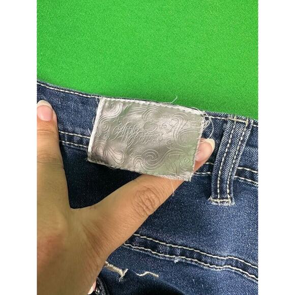 Apple Bottom Jeans Capris Women's 14 Embroidered Pockets Stretch Denim Y2K - Picture 13 of 15